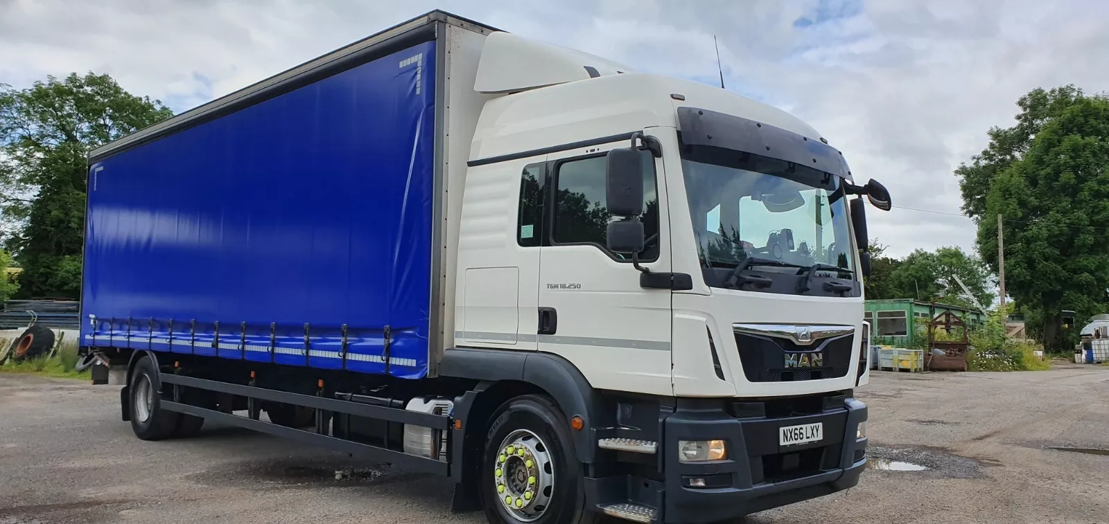 How Holland & Stockford Ltd's Fleet Enhances Reliable Logistics and Transportation